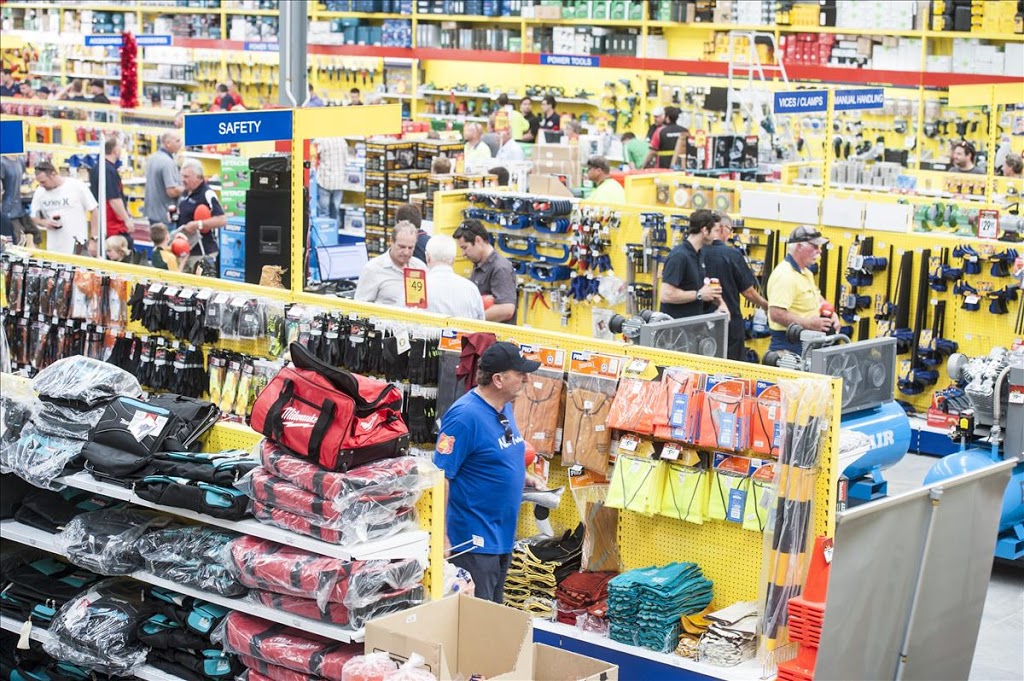 Total Tools Lonsdale | hardware store | 1 Sherriffs Rd, Lonsdale SA 5160, Australia | 0883228288 OR +61 8 8322 8288