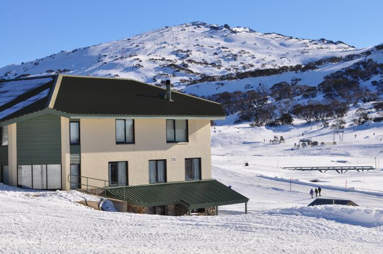 Marritz Hotel Perisher | 12 Porcupine Rd, Perisher Valley NSW 2624, Australia | Phone: (02) 6457 5220