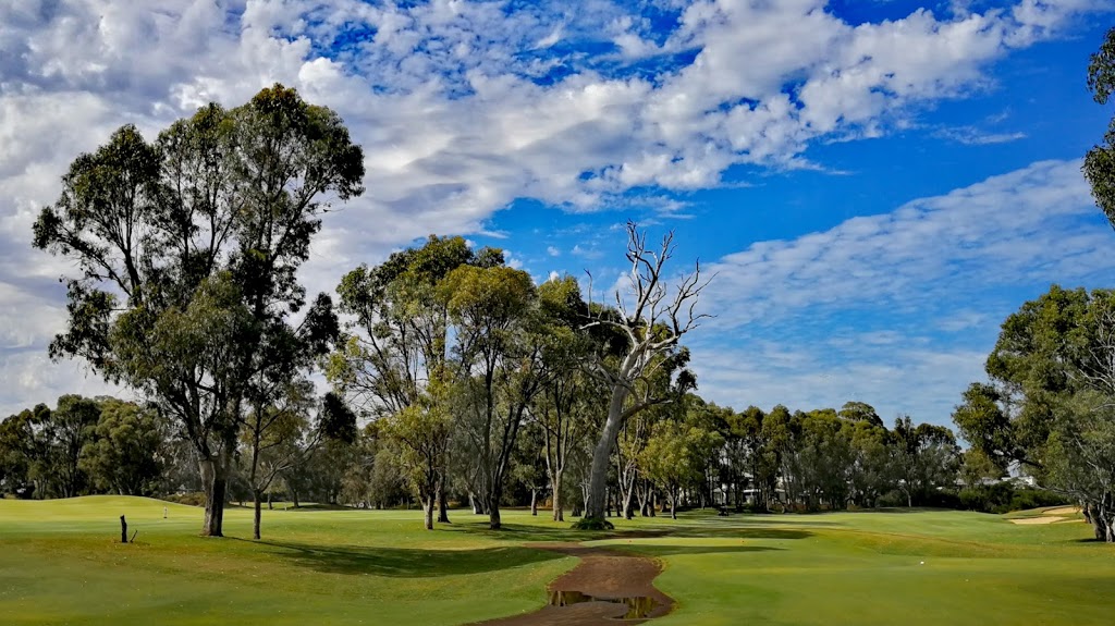 Meadow Springs Golf and Country Club | 23 Meadow Springs Dr, Meadow Springs WA 6210, Australia | Phone: (08) 9581 6360