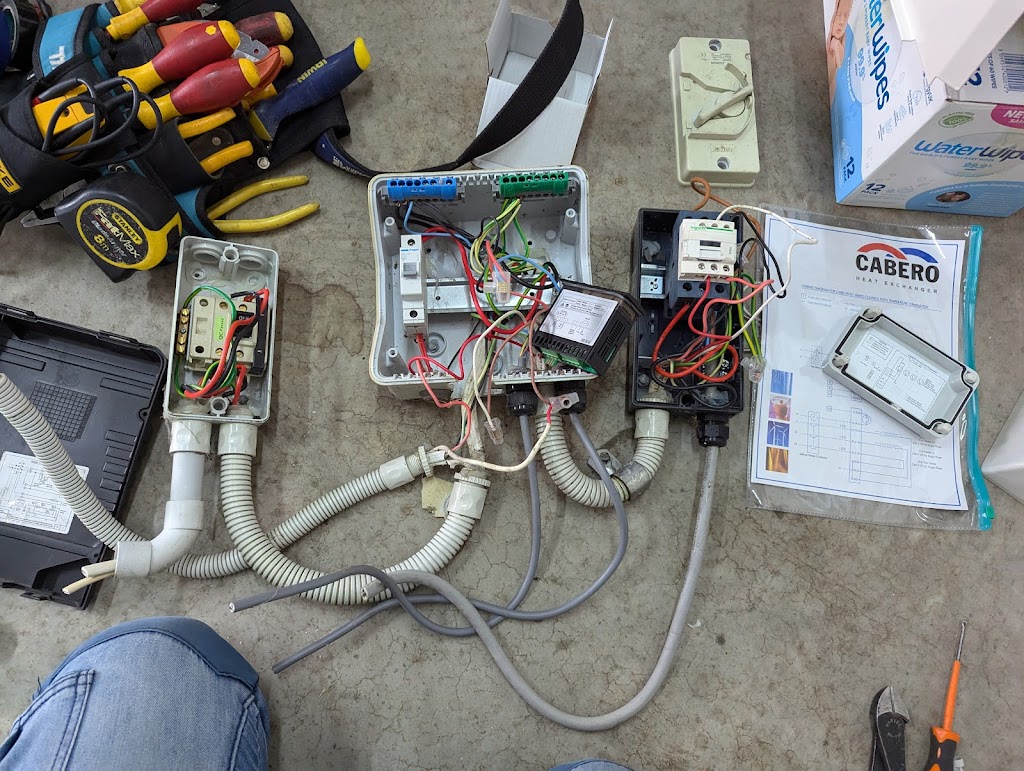 ZKS Electrical & Data | 25 Windsor Dr, Sarsfield VIC 3875, Australia | Phone: 0429 700 100