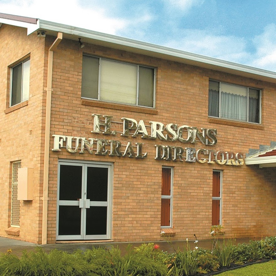 H. Parsons Funeral Directors | funeral home | 10 Woolworths Ave, Warilla NSW 2528, Australia | 0242967834 OR +61 2 4296 7834