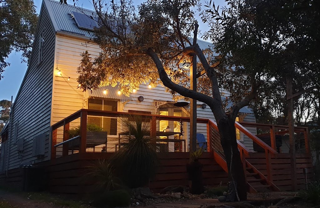 Driftwood Coastal Cottage,Walkerville | Panoramic Dr, Walkerville VIC 3956, Australia | Phone: 0439 699 319