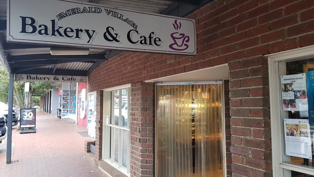 Emerald Village Bakery & Cafe | Shop 8/8 Kilvington Dr, Emerald VIC 3782, Australia | Phone: (03) 5968 4310
