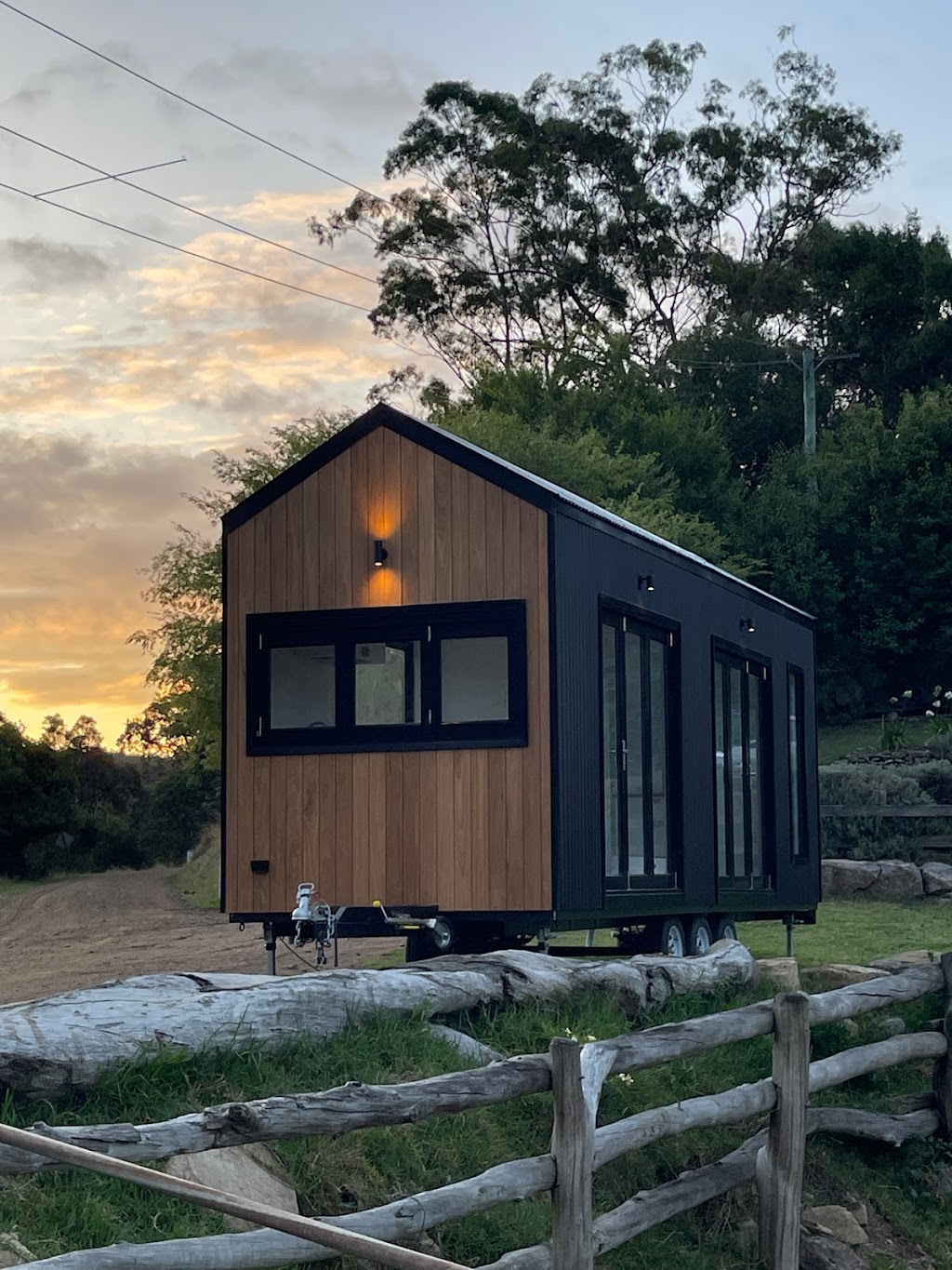 Big Fig Tiny Homes | Unit 2/91 Gardiner St, Rutherford NSW 2320, Australia | Phone: 0422 199 783
