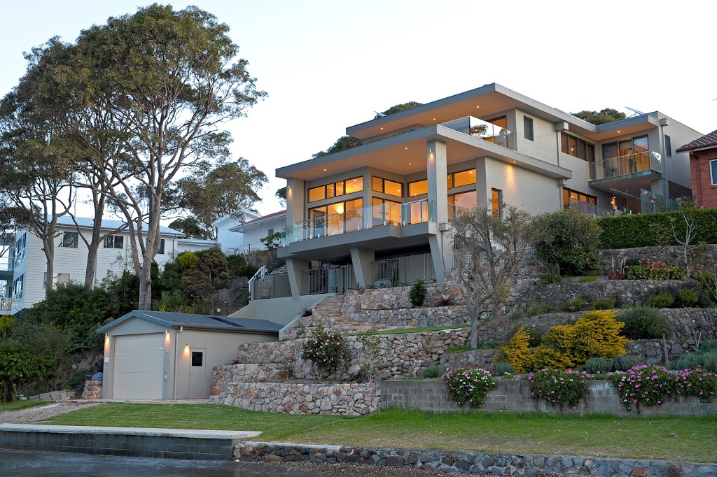 S.J. & M.K. Gray Builders | 38 Ambrose St, Carey Bay NSW 2283, Australia | Phone: (02) 4950 4500