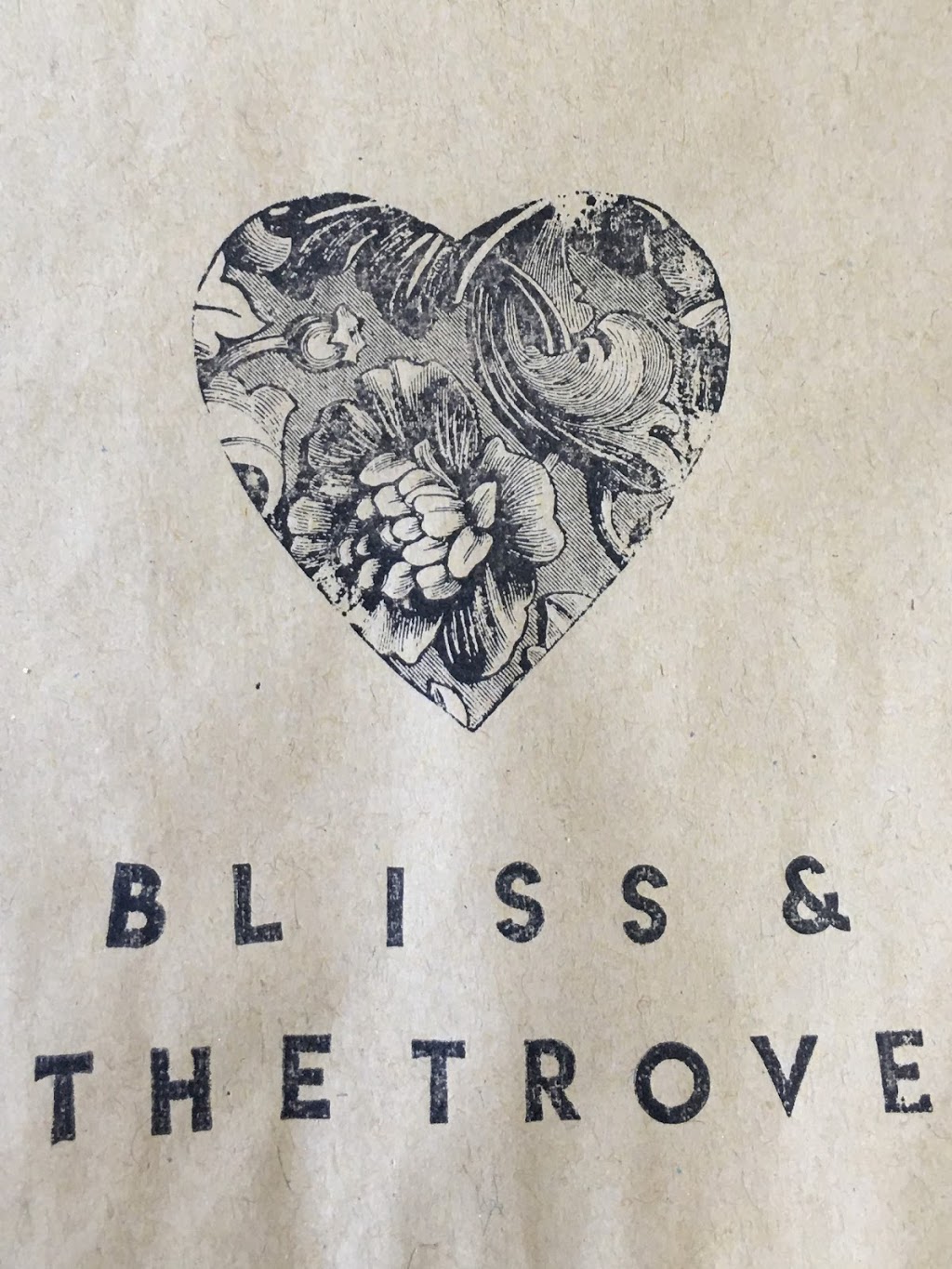 Bliss&Trove | 23-25 Grant St, Broulee NSW 2537, Australia | Phone: 0431 212 863