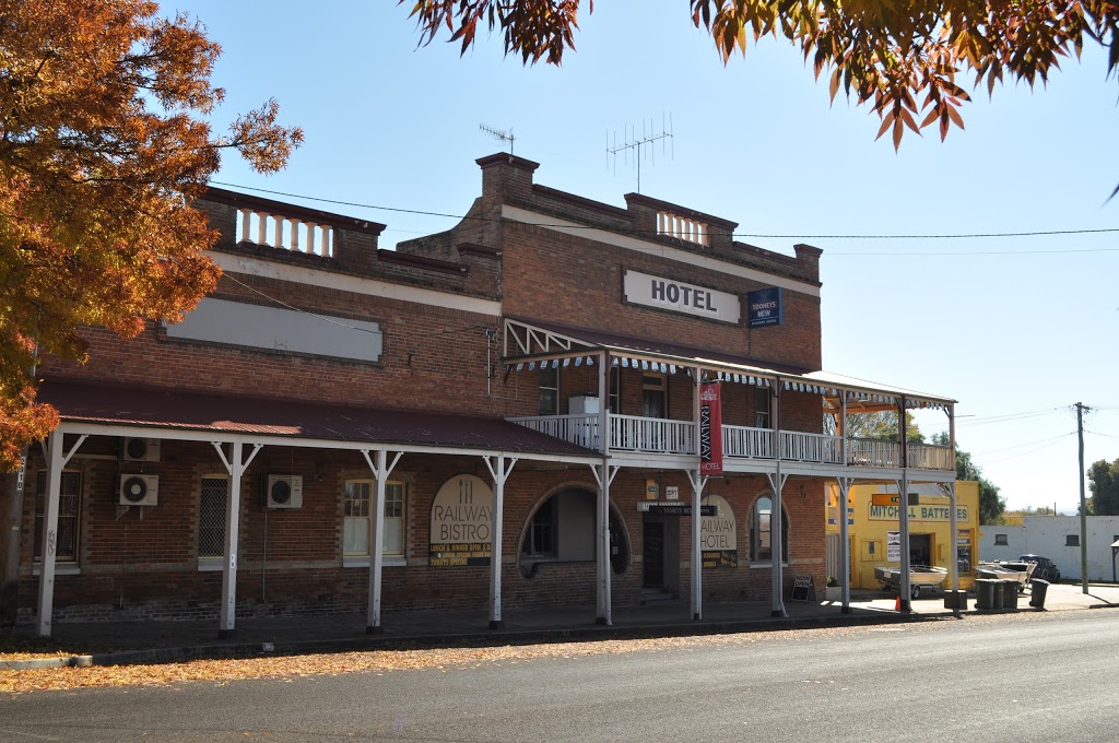 Railway Hotel | 157 Havannah St, Bathurst NSW 2795, Australia | Phone: (02) 6331 2964