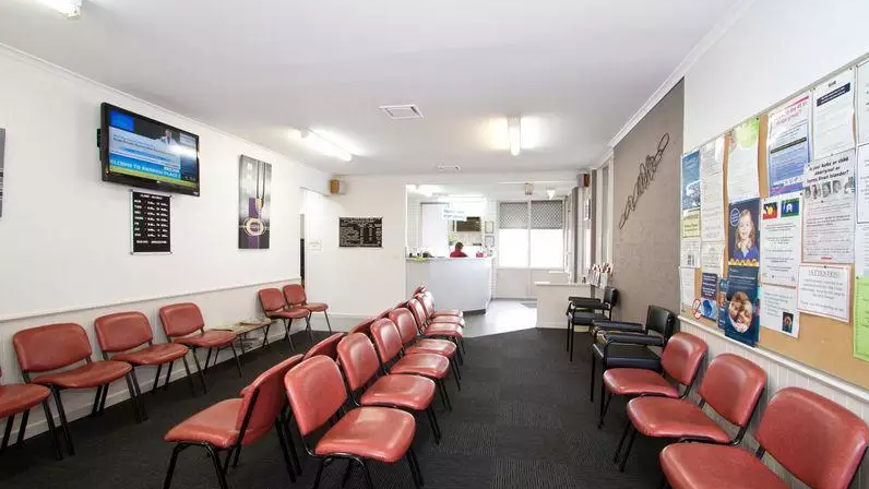 Andrew Place Clinic | hospital | 5 Judith St, Bundoora VIC 3083, Australia | 0394671444 OR +61 3 9467 1444