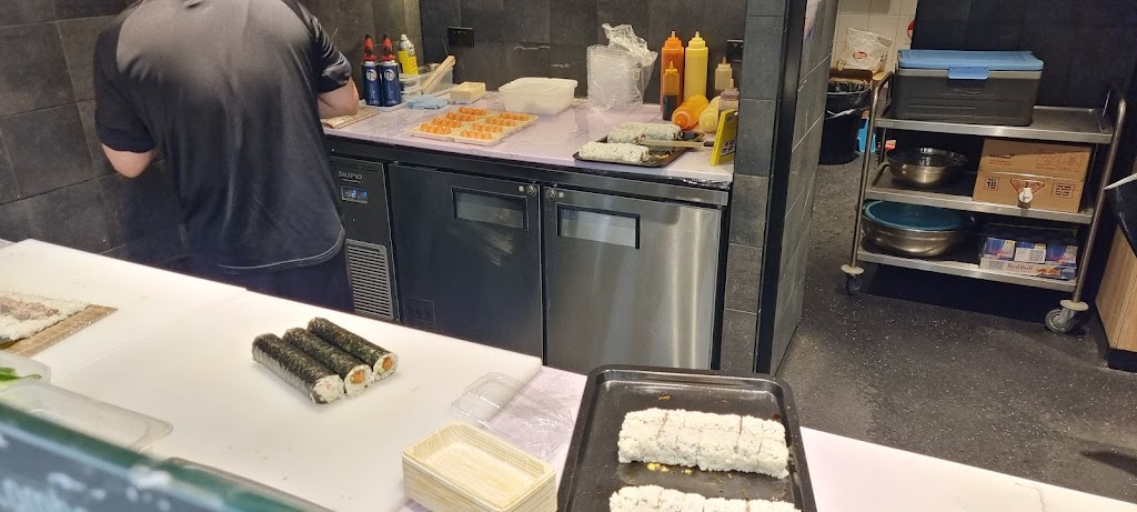 Kini Sushi | meal takeaway | 3-5 Greenfield Rd, Greenfield Park NSW 2176, Australia | 0433311199 OR +61 433 311 199