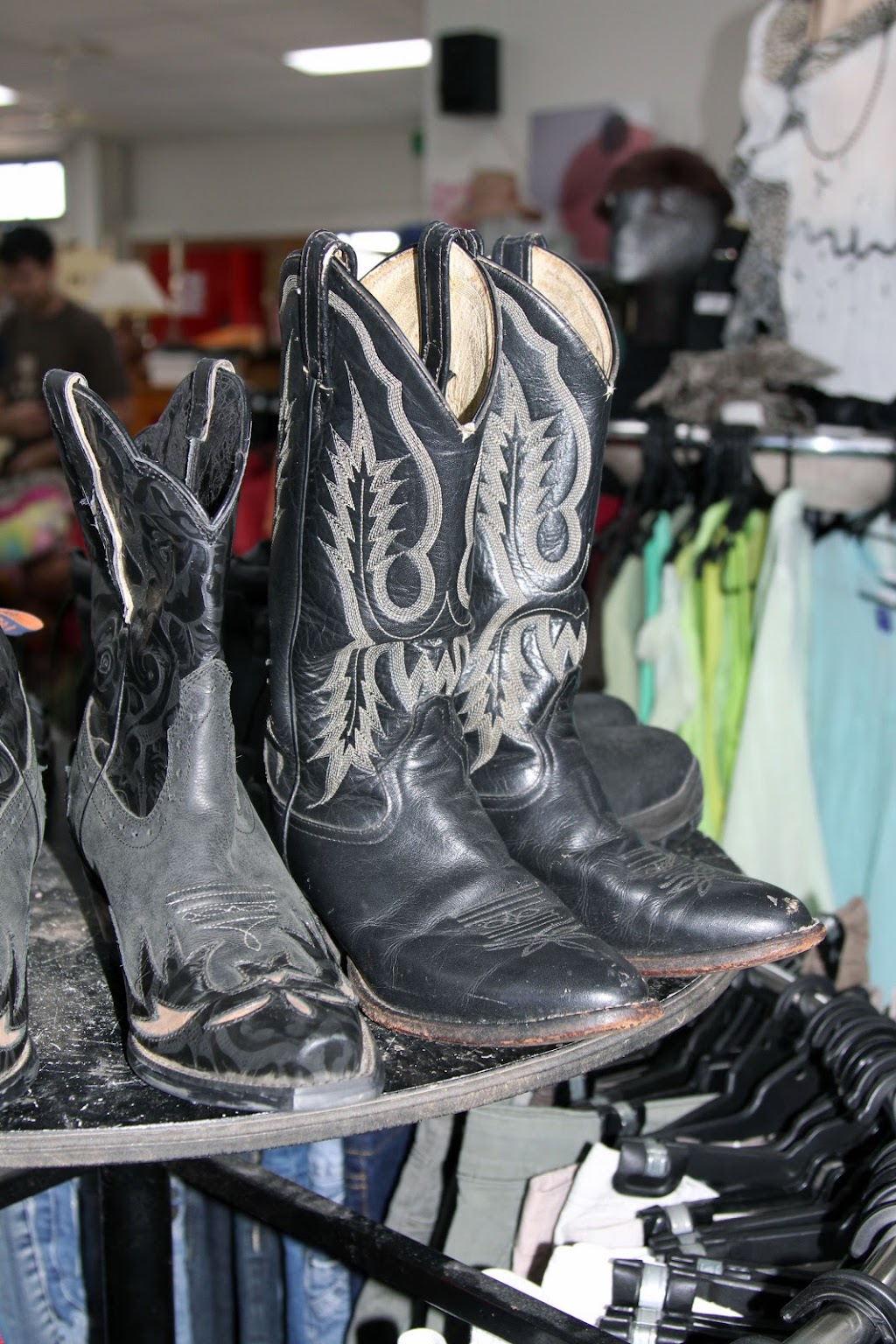 Vinnies Yeppoon | 74-76 John St, Yeppoon QLD 4703, Australia | Phone: (07) 4939 3141