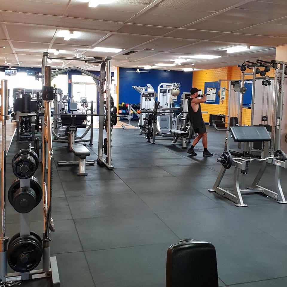 Advance Fitness | gym | 118 McLennan St, Mooroopna VIC 3629, Australia | 0358252067 OR +61 3 5825 2067