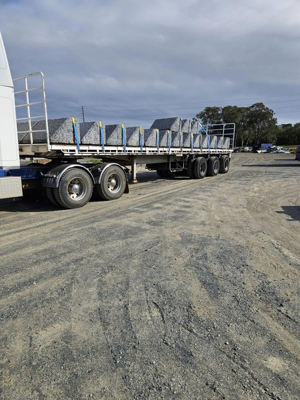 North Coast Skip Bins | 465 Rous Rd, Tregeagle NSW 2480, Australia | Phone: 0427 242 142