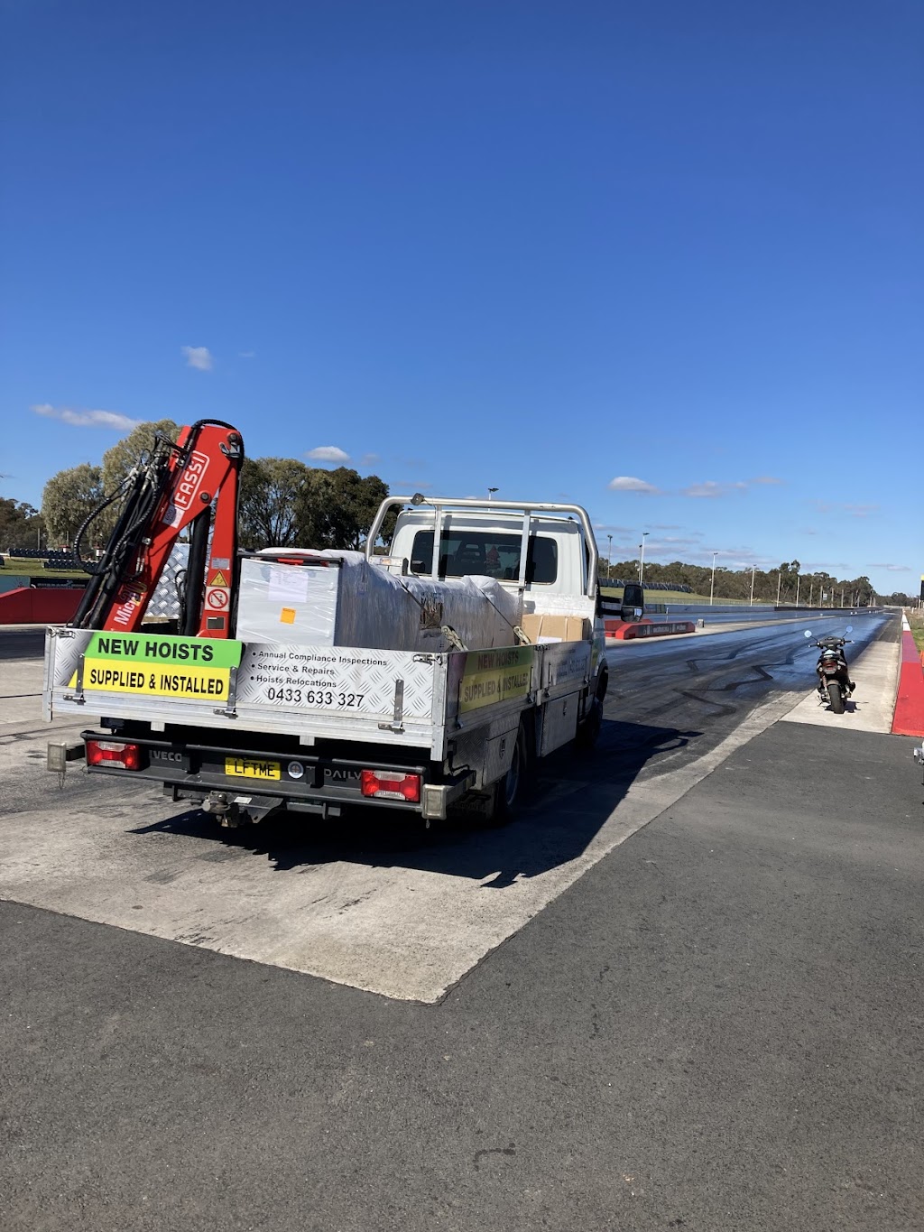 Lift Me Hoist Services Pty Ltd | 9 Therese Ct, Lara VIC 3212, Australia | Phone: 1800 965 308