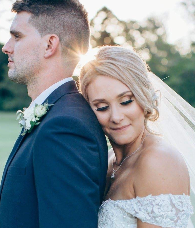 Rogue Makeup | Tamborine Oxenford Rd, Tamborine Mountain QLD 4271, Australia | Phone: 0437 070 684