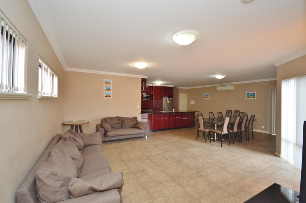 Villa Palazzo 1 | lodging | 1/52 Smith St, Kalbarri WA 6536, Australia | 0899370400 OR +61 8 9937 0400