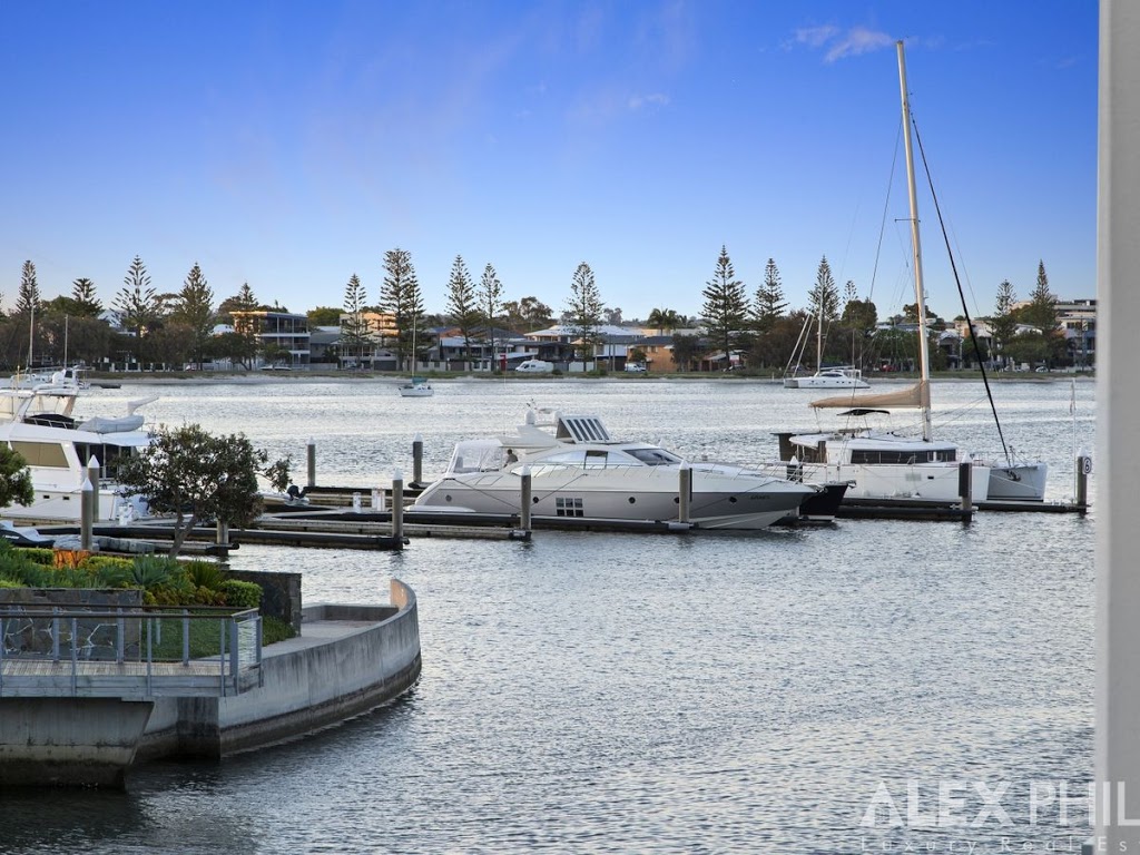 Ephraim Island Management | 2 Ephraim Island Bridge, Paradise Point QLD 4216, Australia | Phone: (07) 5564 2957