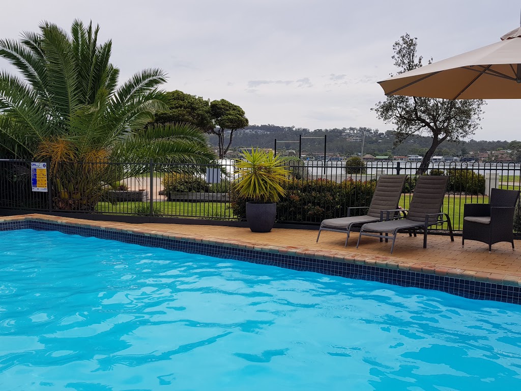 Lakeside Merimbula Holiday Apartments | real estate agency | 14 Fishpen Rd, Merimbula NSW 2548, Australia | 0264951956 OR +61 2 6495 1956