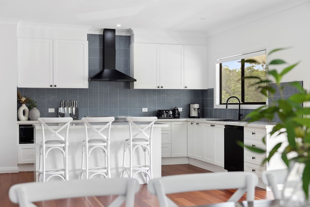 Three Galahs | 93 Mylestom Dr, Repton NSW 2454, Australia | Phone: (02) 6610 9530