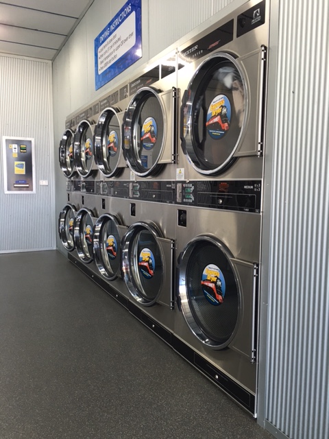 Spincity Coin Laundry | 312 York St, Sale VIC 3850, Australia | Phone: 0431 002 495