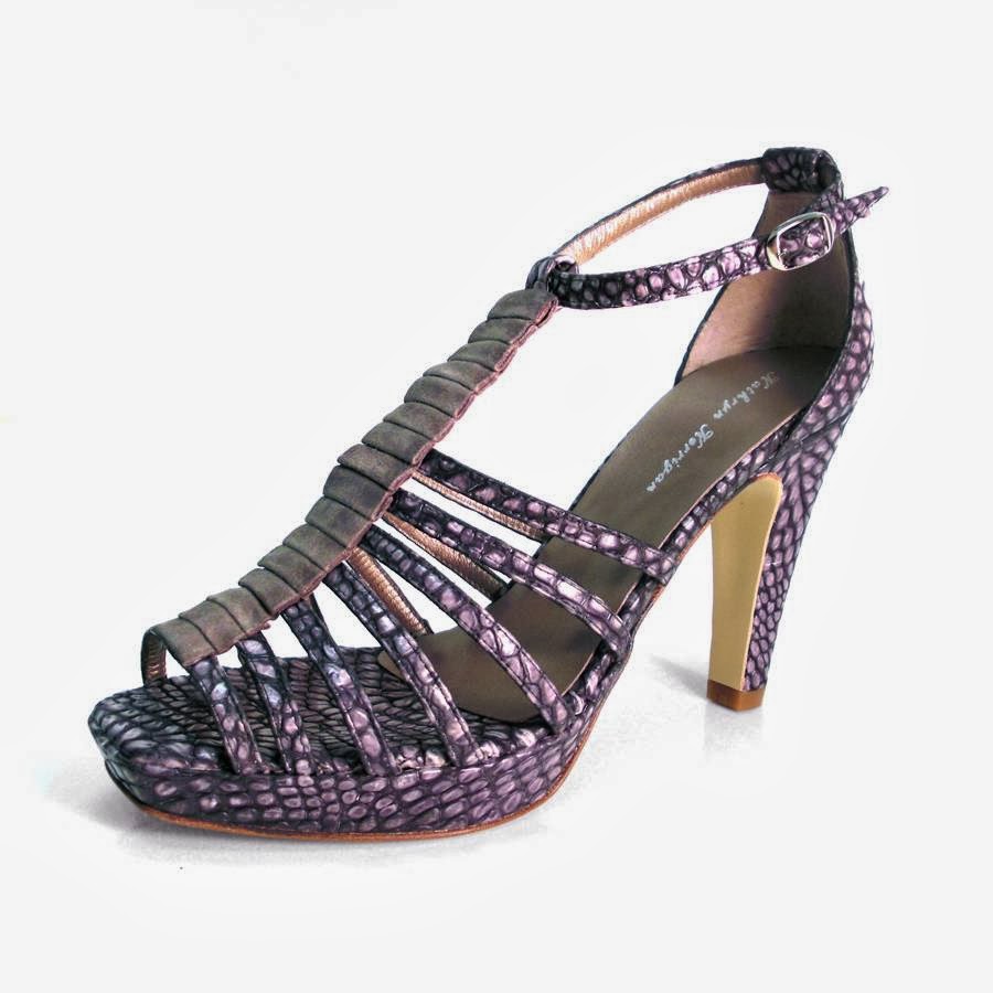 Glass Slipper Shoes | 7 Forum Cres, Sydney NSW 2153, Australia | Phone: 0412 435 658