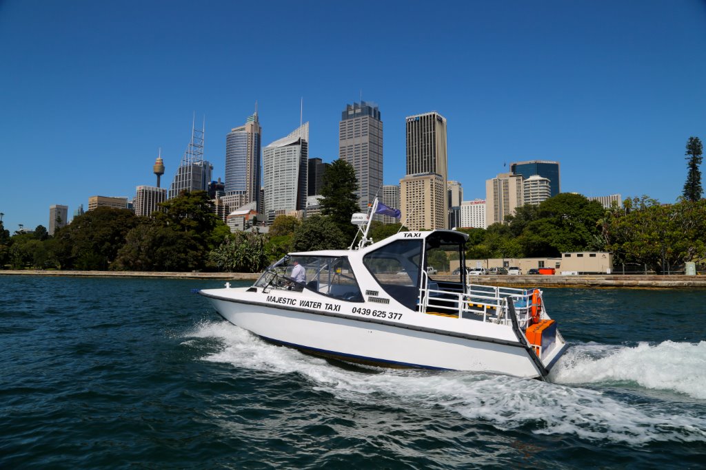 Majestic Water Taxis | travel agency | 140 George St, Sydney NSW 2000, Australia | 0439625377 OR +61 439 625 377