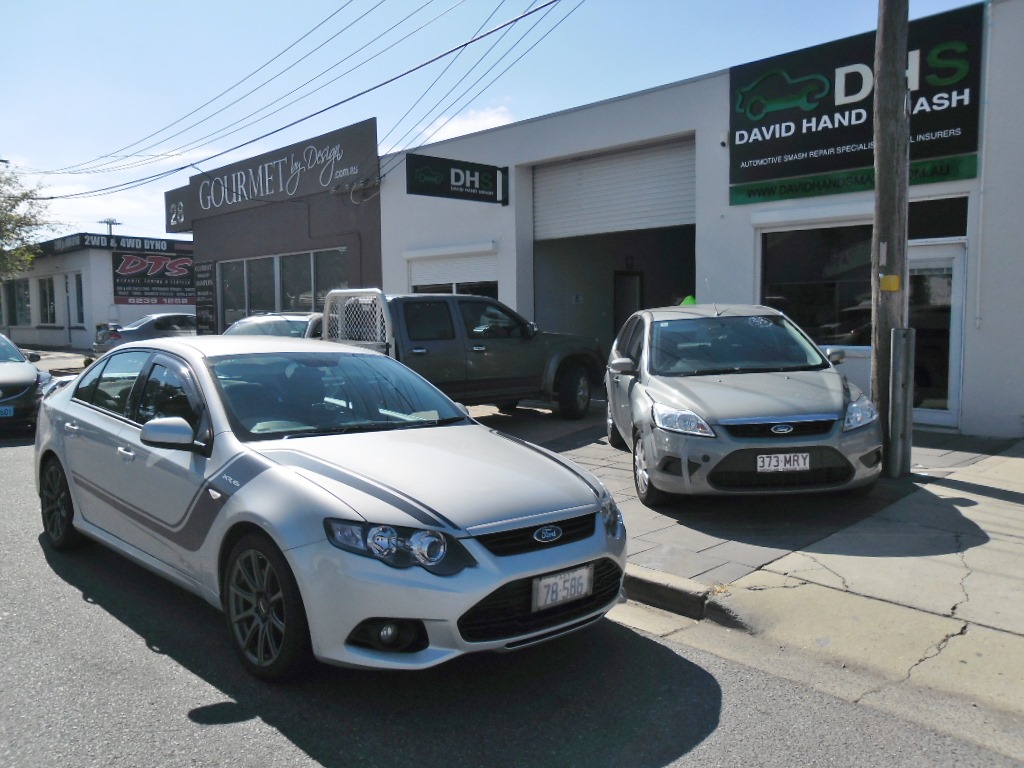 David Hand Smash Repairs | 26 Lyell St, Fyshwick ACT 2609, Australia | Phone: (02) 6280 5569