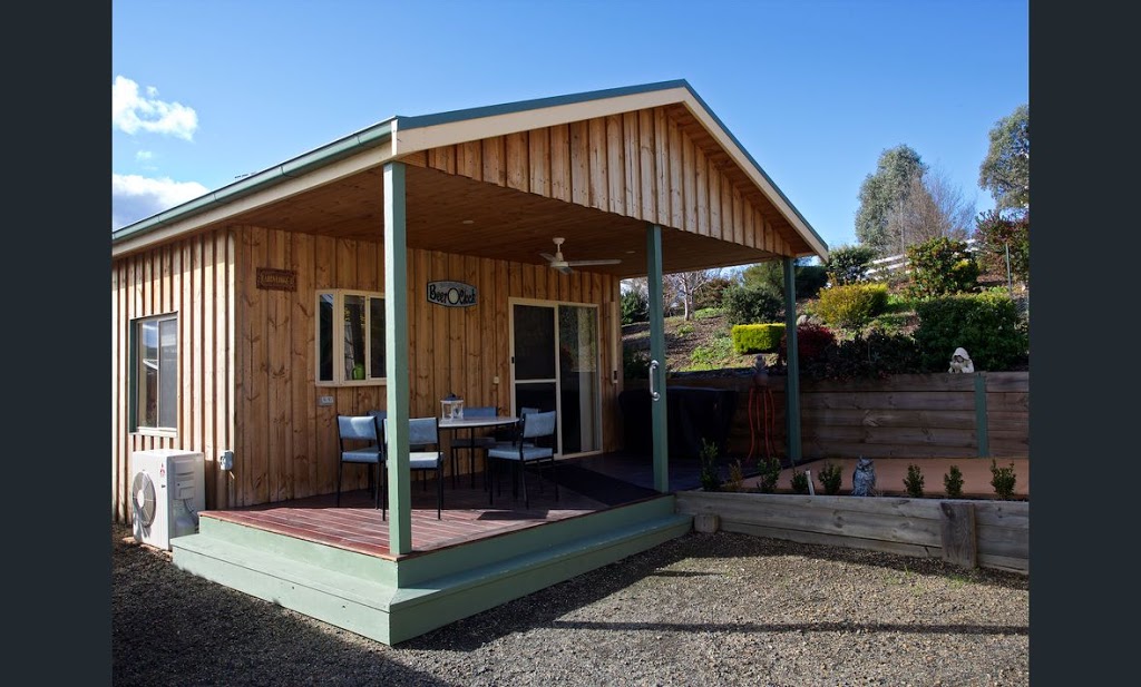 Daisy Hill Lodge | 1564 Maroondah Hwy, Bonnie Doon VIC 3720, Australia | Phone: 0417 283 565