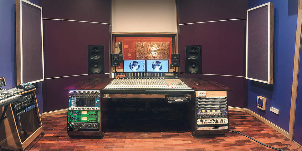 Four Hundred Acres Recording Studio | 5 Dookie Ct, Broadmeadows VIC 3047, Australia