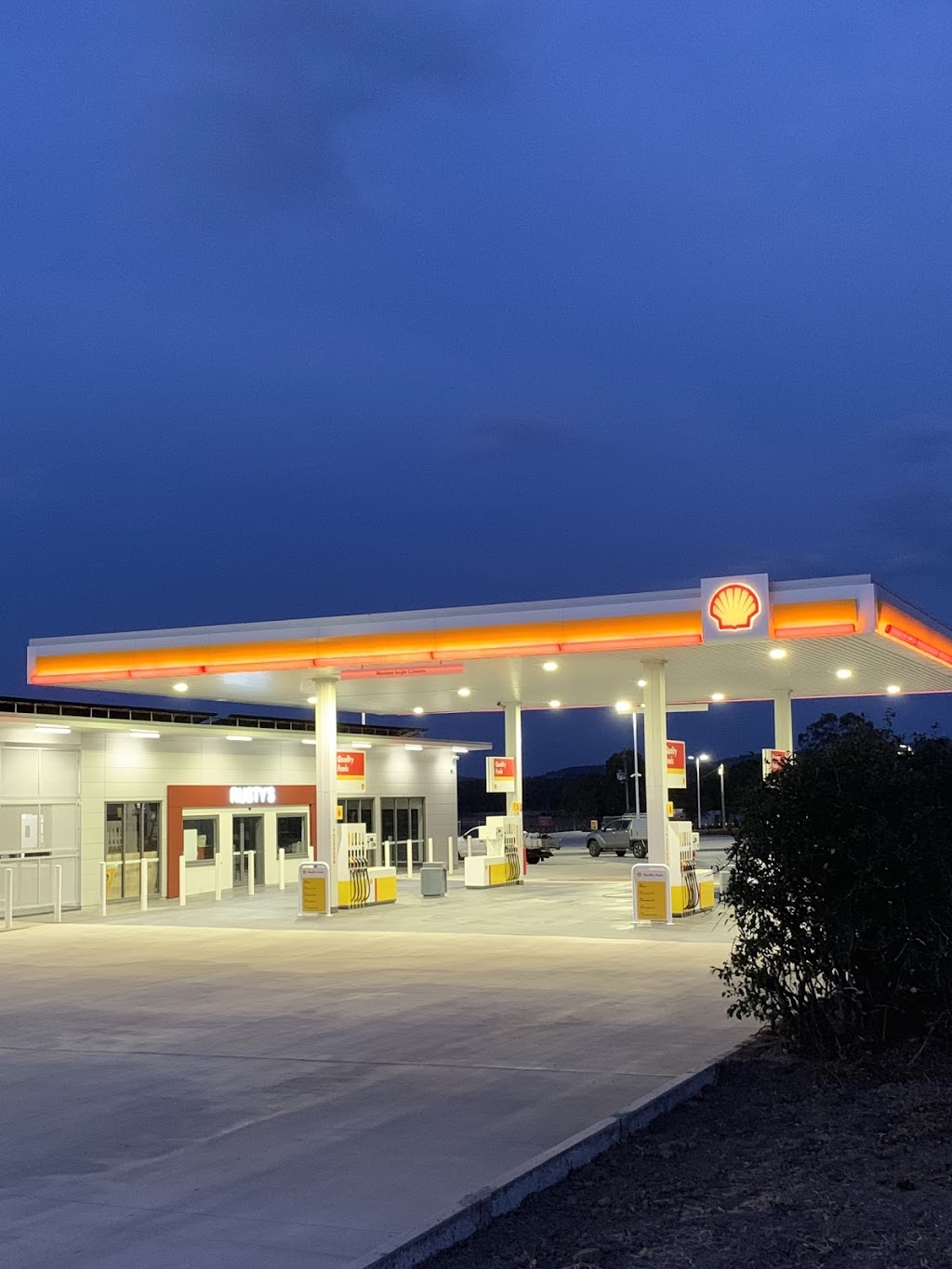 Shell Rusty’s | gas station | 4114 Warrego Hwy, Hatton Vale QLD 4341, Australia | 0754657279 OR +61 7 5465 7279
