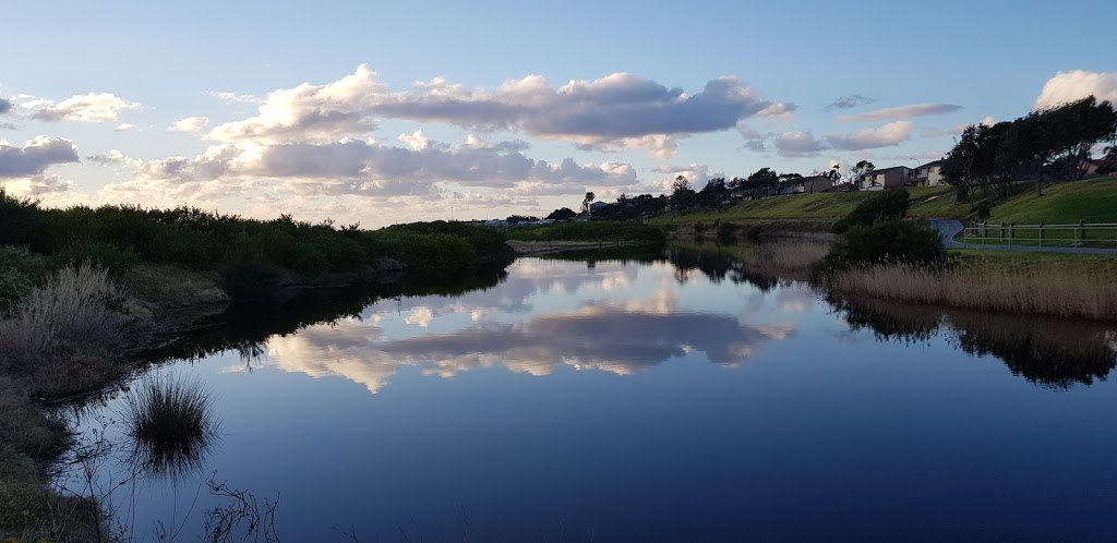 Bellambi Surf Lifesaving Club |  | Morgan Pl, Bellambi NSW 2518, Australia | 0242848491 OR +61 2 4284 8491