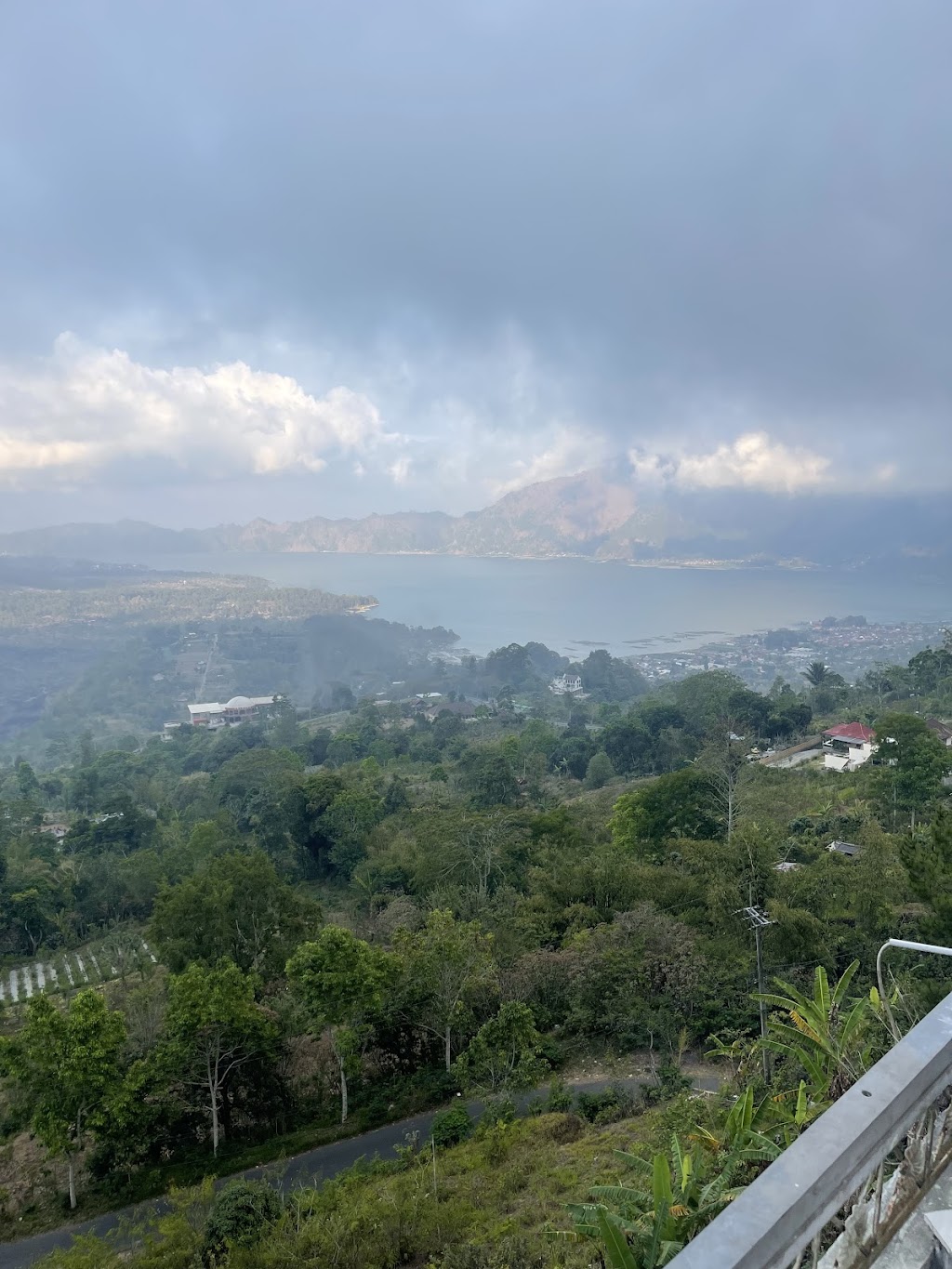 Holidazzle PTY LTD | 207 Belvedere Dr, Spring Mountain QLD 4300, Australia | Phone: 0435 072 578