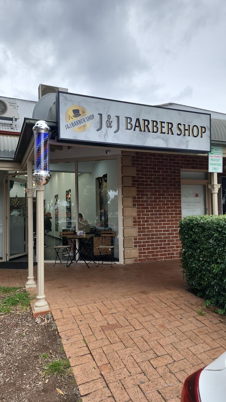 J & J Barber Shop Abbotsbury | Shop 7/60 Stockdale Cres, Abbotsbury NSW 2176, Australia | Phone: (02) 9610 7809