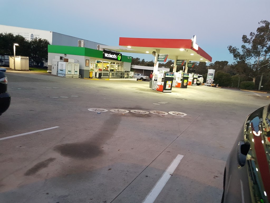Caltex Woolworths | gas station | 2 Cary Grove, Minto NSW 2566, Australia | 1300655055 OR +61 1300 655 055