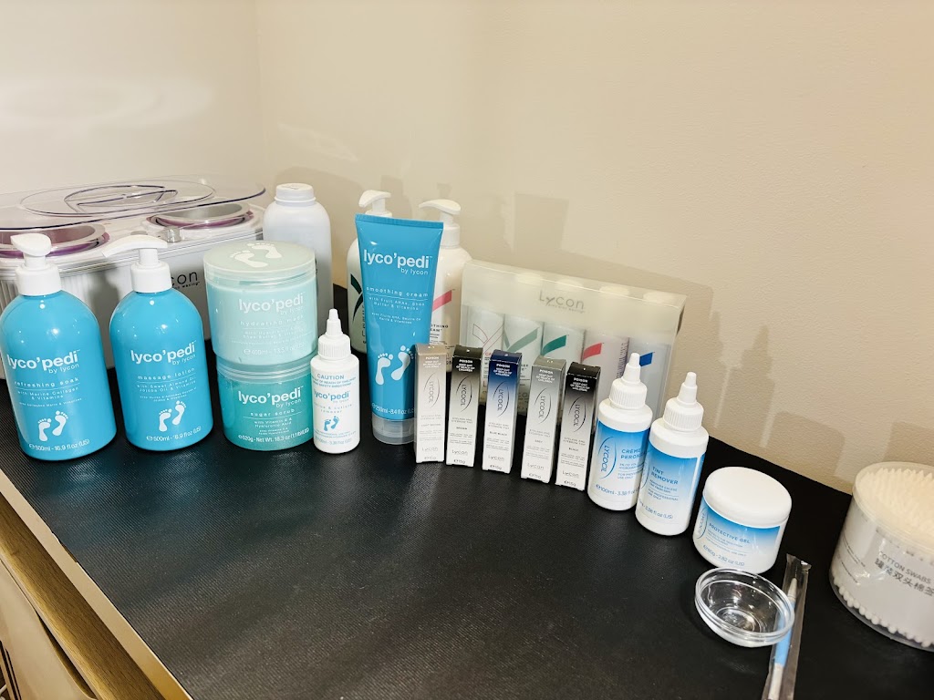 Ash lash & nails professional studio | 23 Oldbury Pl, Forest Lake QLD 4078, Australia | Phone: 0481 849 575