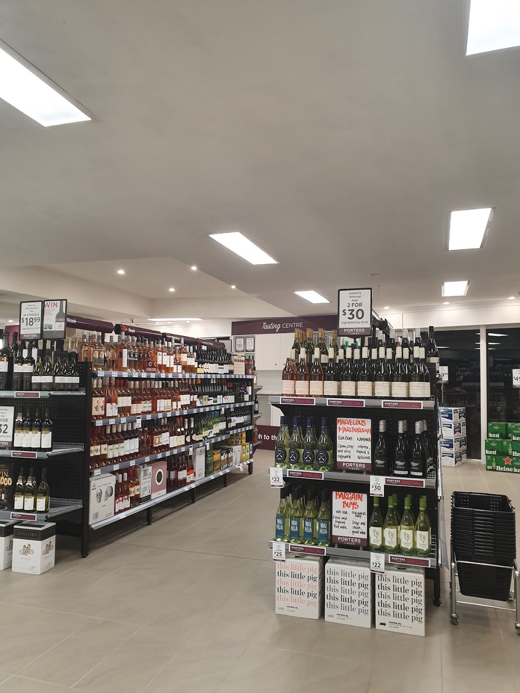Porters Liquor North Narrabeen | store | 1477 Pittwater Rd, North Narrabeen NSW 2101, Australia | 0299133000 OR +61 2 9913 3000