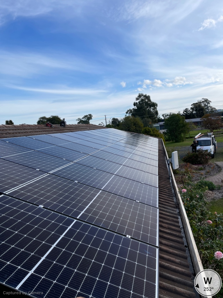 LV Solar & Renewable Energy | 12-13 Nefertiti Ct, Traralgon VIC 3844, Australia | Phone: (03) 5176 5559