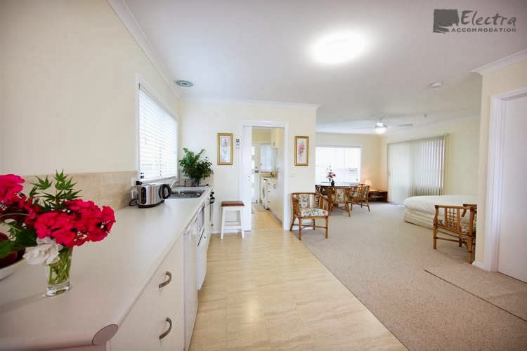 Jacaranda Accommodation | lodging | 624/619 Electra St, East Albury NSW 2640, Australia | 0412738542 OR +61 412 738 542