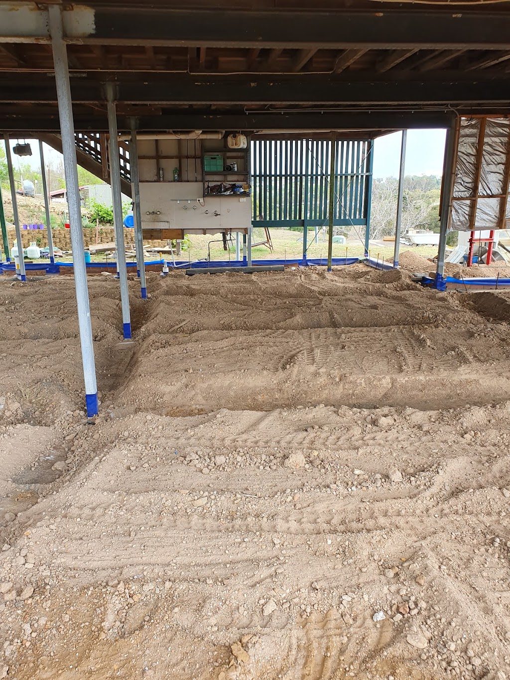 Top Dog Mini Excavations | general contractor | 8 Darzee St, Brassall QLD 4305, Australia | 0416052955 OR +61 416 052 955
