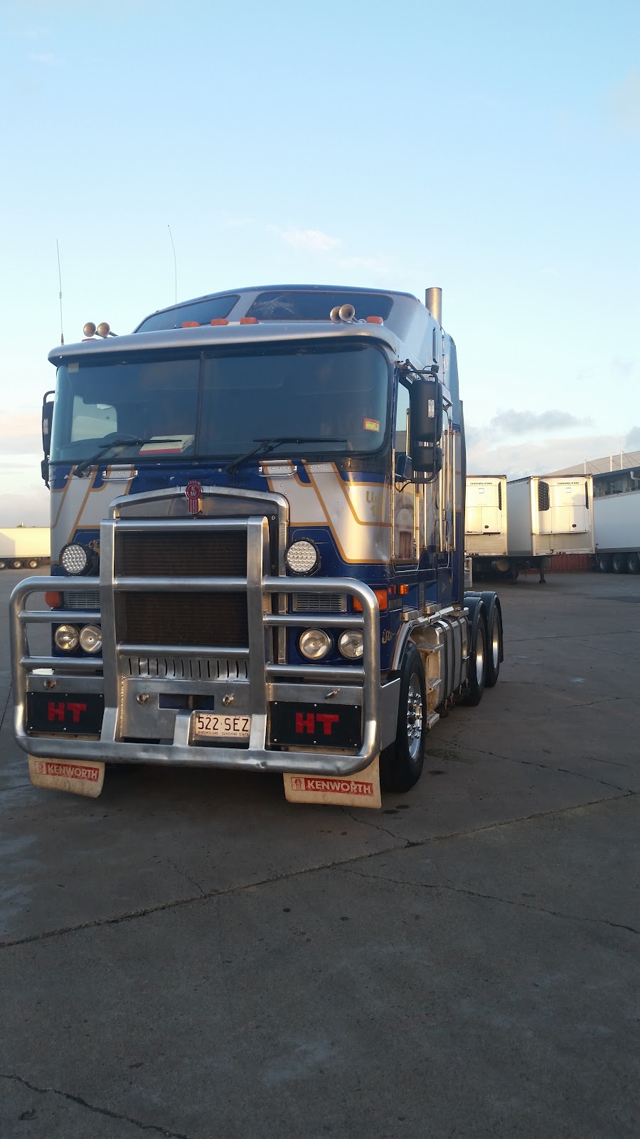 Hawkins Transport QLD | Iris Place, Acacia Ridge QLD 4009, Australia | Phone: 0427 451 272