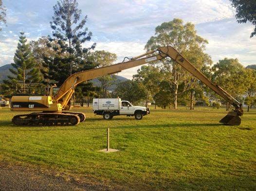 Truck And Earth heavy mechanical & Natrad Beaudesert | 3/32 Telemon St, Beaudesert QLD 4285, Australia | Phone: (07) 5541 4546