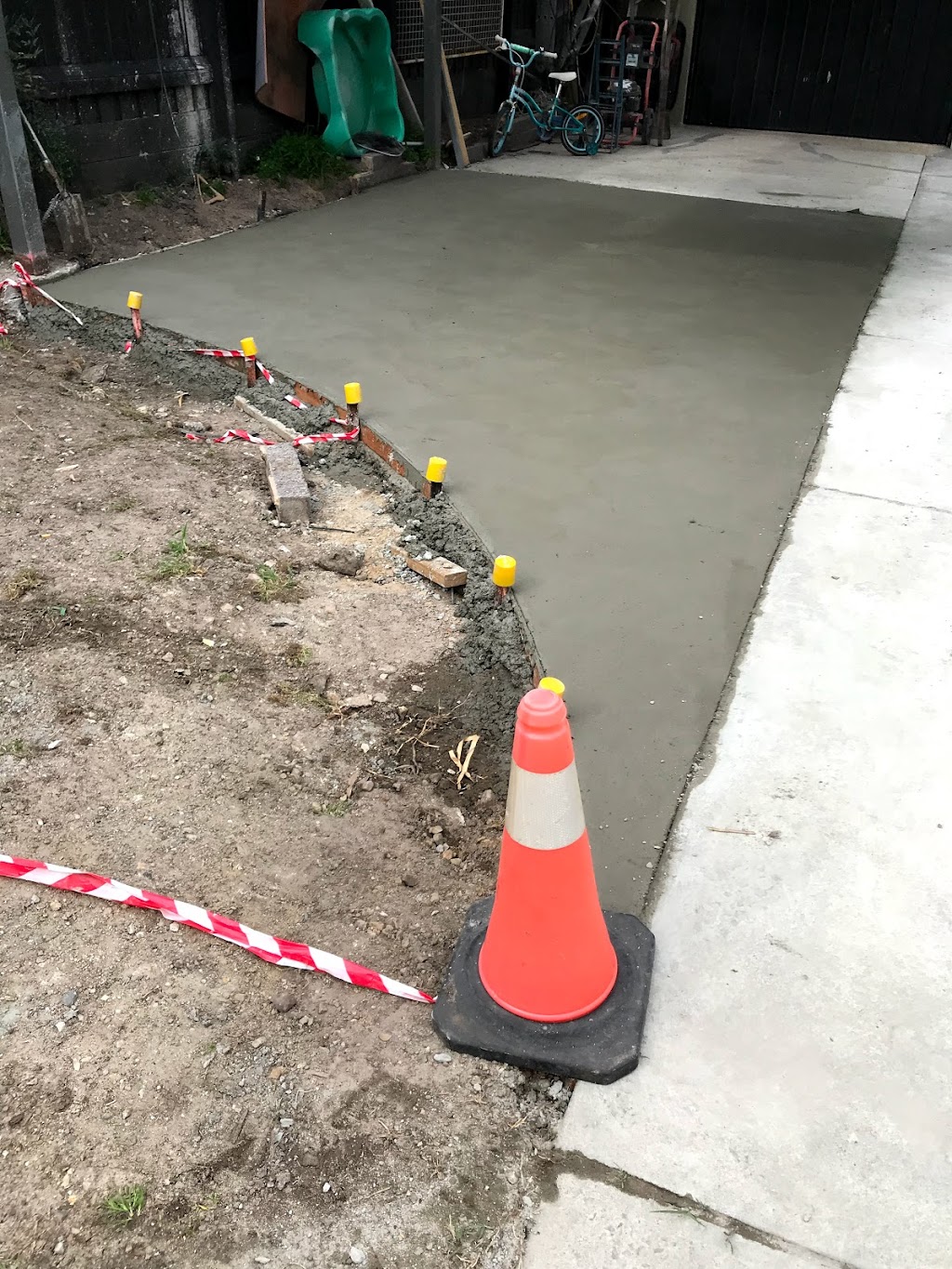 Shined sealed delivered Concreting | 4 Largs St, Seaford VIC 3197, Australia | Phone: 0432 251 049