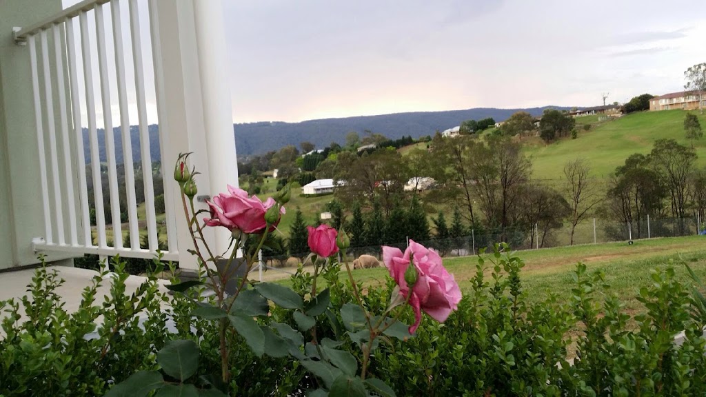 Highfields Country Cottages | lodging | 203 Comleroy Rd, Kurrajong NSW 2758, Australia | 0425263407 OR +61 425 263 407