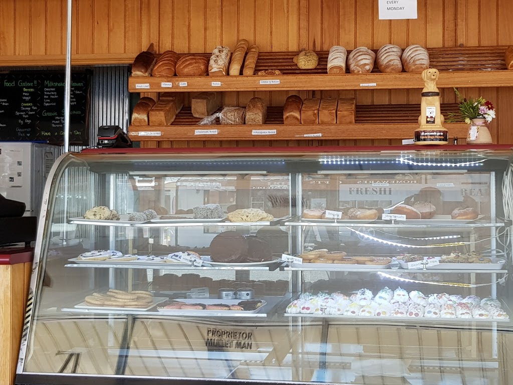 Cobram Bakery | bakery | 71 High St, Cobram VIC 3644, Australia | 0358711335 OR +61 3 5871 1335