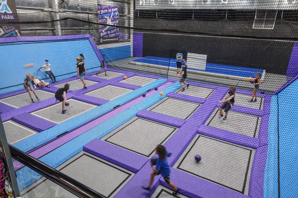 Jump Mania Trampoline Park | cafe | Raintrees Shopping Centre, 118A Corner Koch, Alfred Street, Manunda Cairns QLD 4870, Australia | 0742124066 OR +61 7 4212 4066