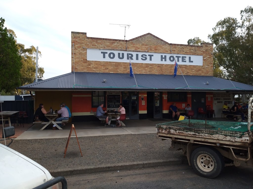 Tourist Hotel | lodging | Golden Hwy, Sandy Hollow NSW 2333, Australia