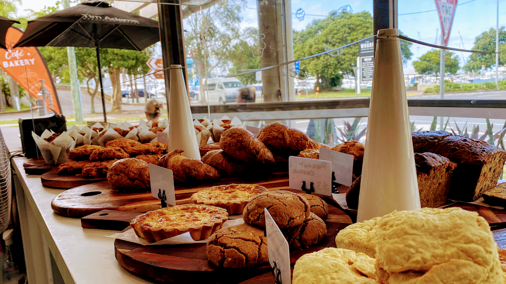 Roots Café and Bakery | bakery | 10/34 River Esplanade, Mooloolaba QLD 4557, Australia | 0754446583 OR +61 7 5444 6583