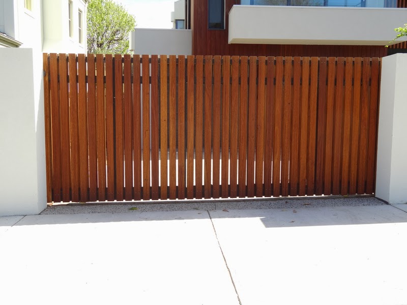 Customcraft Gates Pty. Ltd. | 2/8 Hardner Rd, Mount Waverley VIC 3149, Australia | Phone: (03) 9544 2998