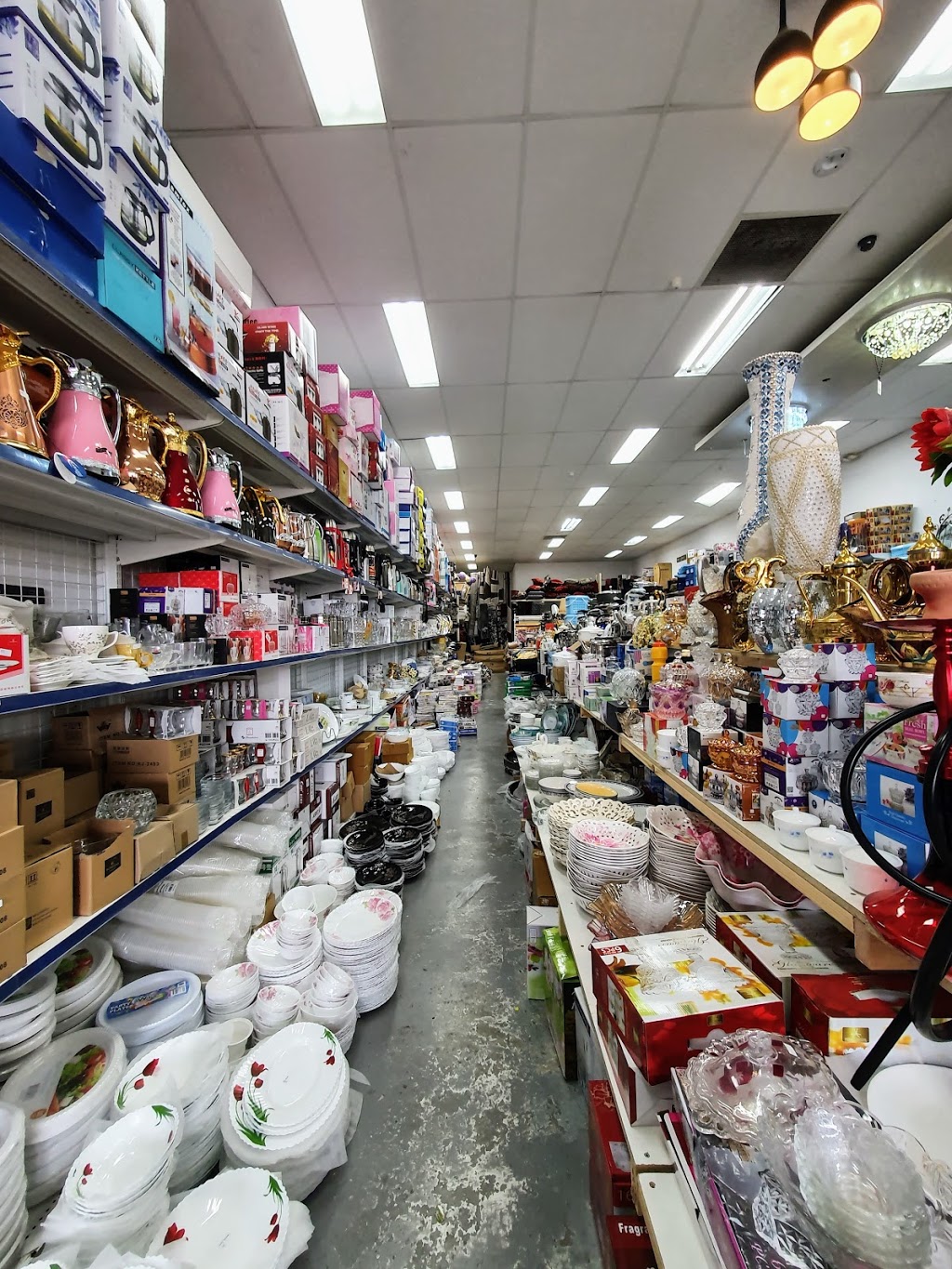 Hashimi Warehouse & Gift Shop | home goods store | 9 Clarke St, Sunshine VIC 3020, Australia | 0434028884 OR +61 434 028 884