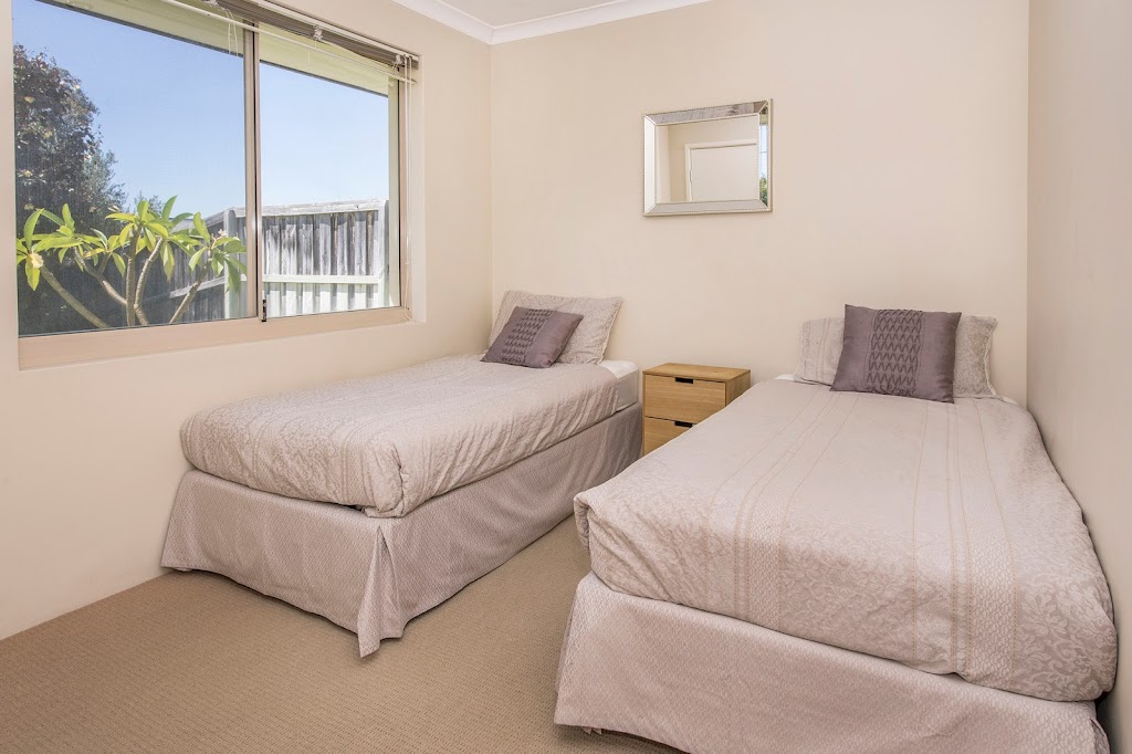 Dunsborough Holiday Homes - 6 Gibson Dr | 6 Gibson Dr, Dunsborough WA 6281, Australia | Phone: (08) 9756 7866