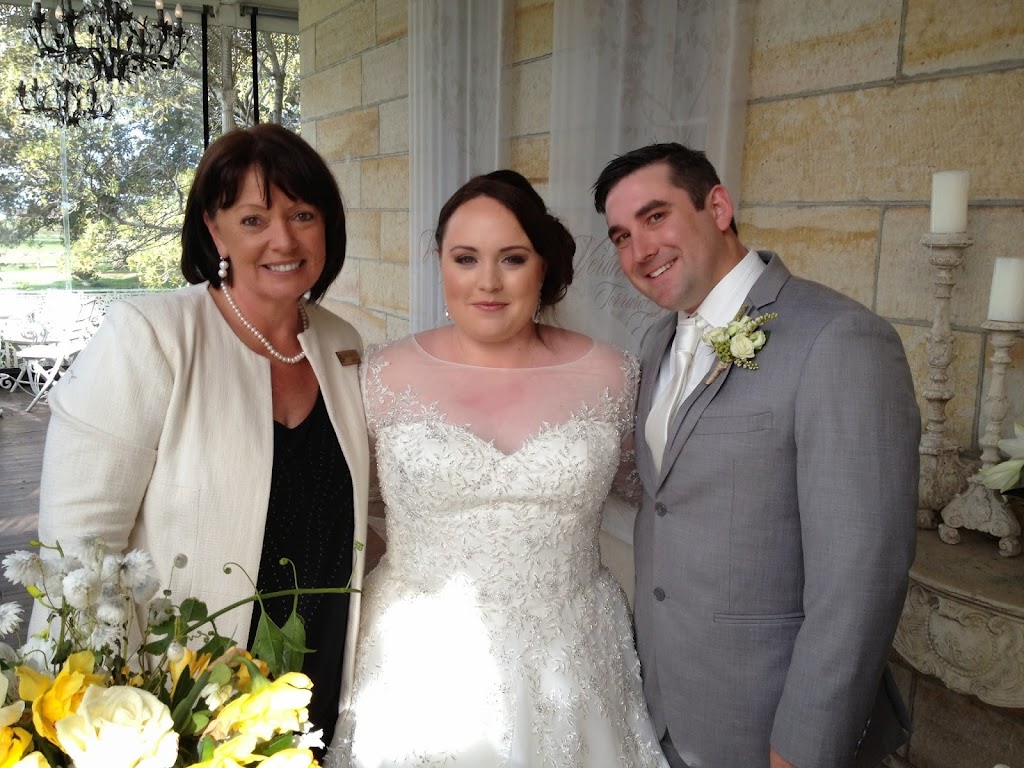 Kris Rose Celebrant | 42 Cedar Dr, Llanarth NSW 2795, Australia | Phone: 0407 144 888